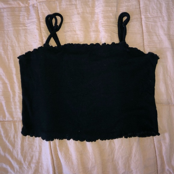 Black garage cropped ruffle cami